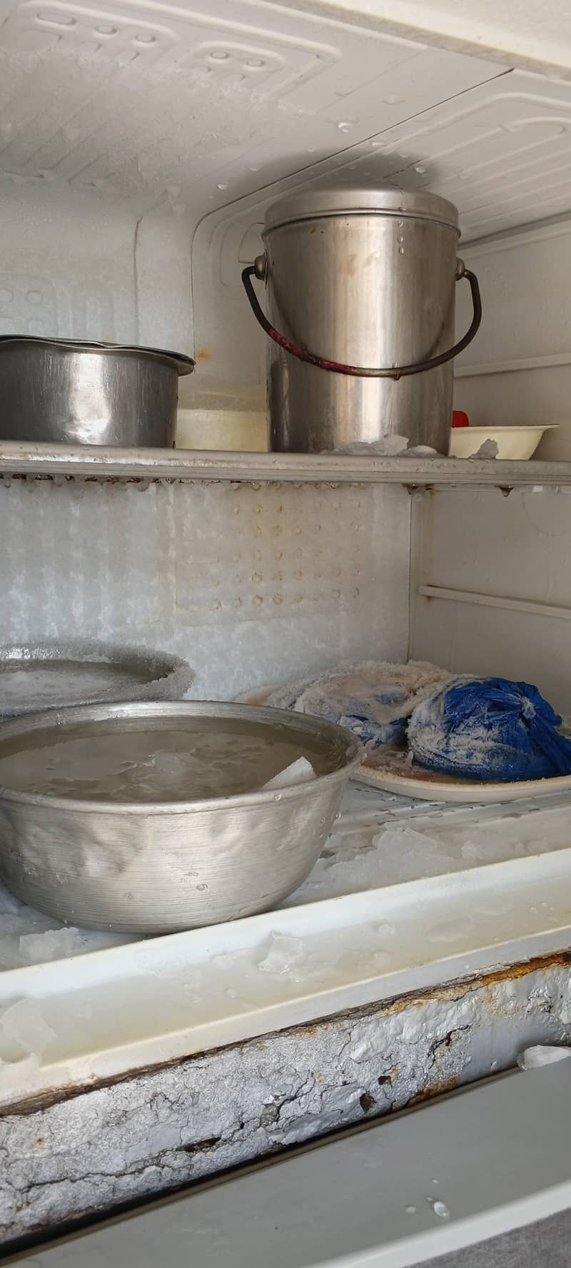 Dawlance Refrigrator 2