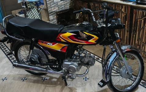 Honda CD-70cc Black Colour Condition 10/9