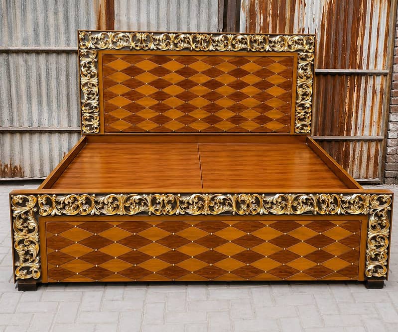 king size Double bed 13