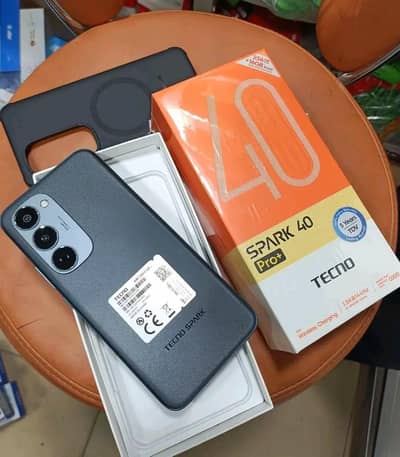 Tecno CAMON 40 Pro Plus