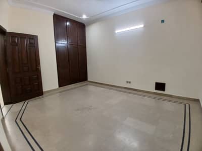 G13 Islamabad 10 Marla Upper Portion Available For Rent