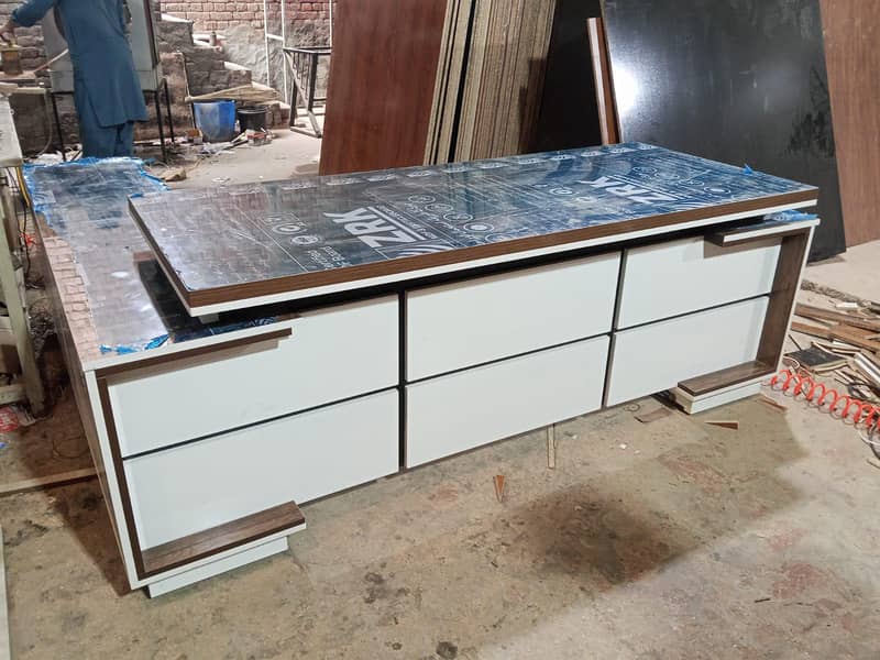 L shape table 5