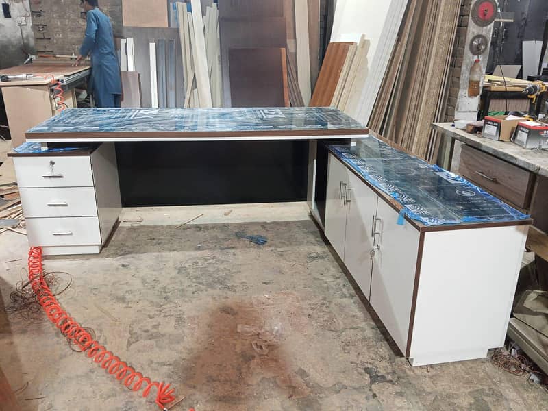 L shape table 6