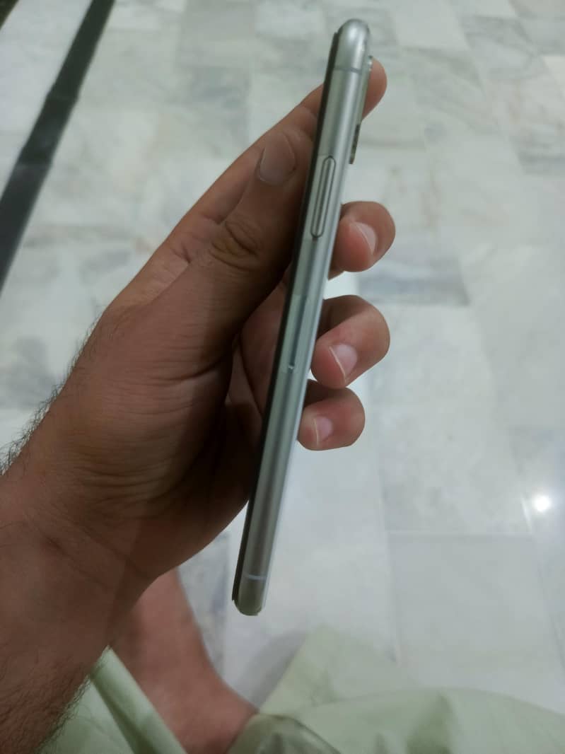 Apple iPhone X 2
