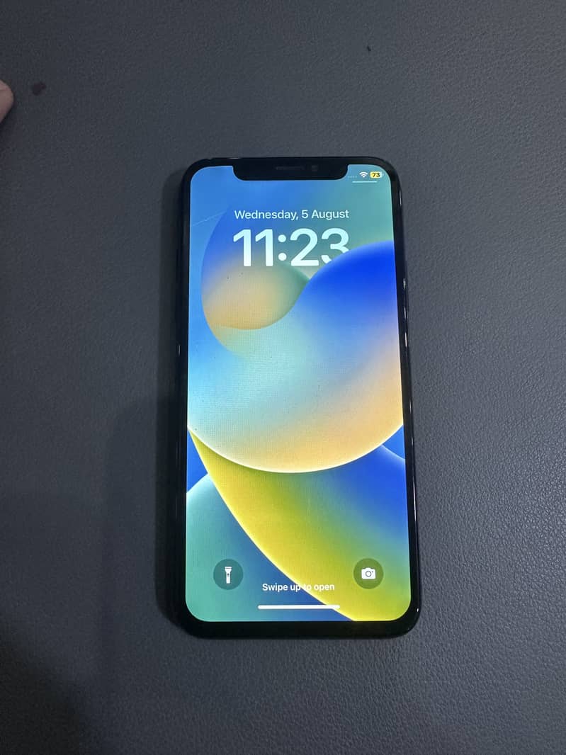Apple iPhone X 0