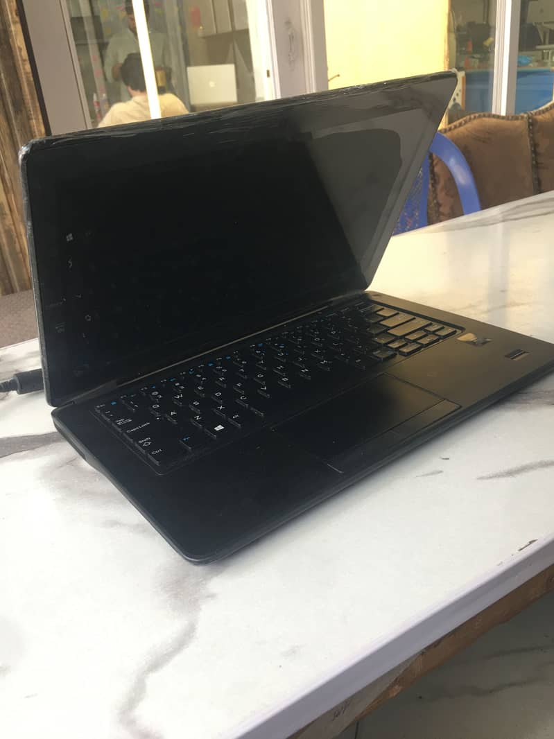 Dell 7250 1