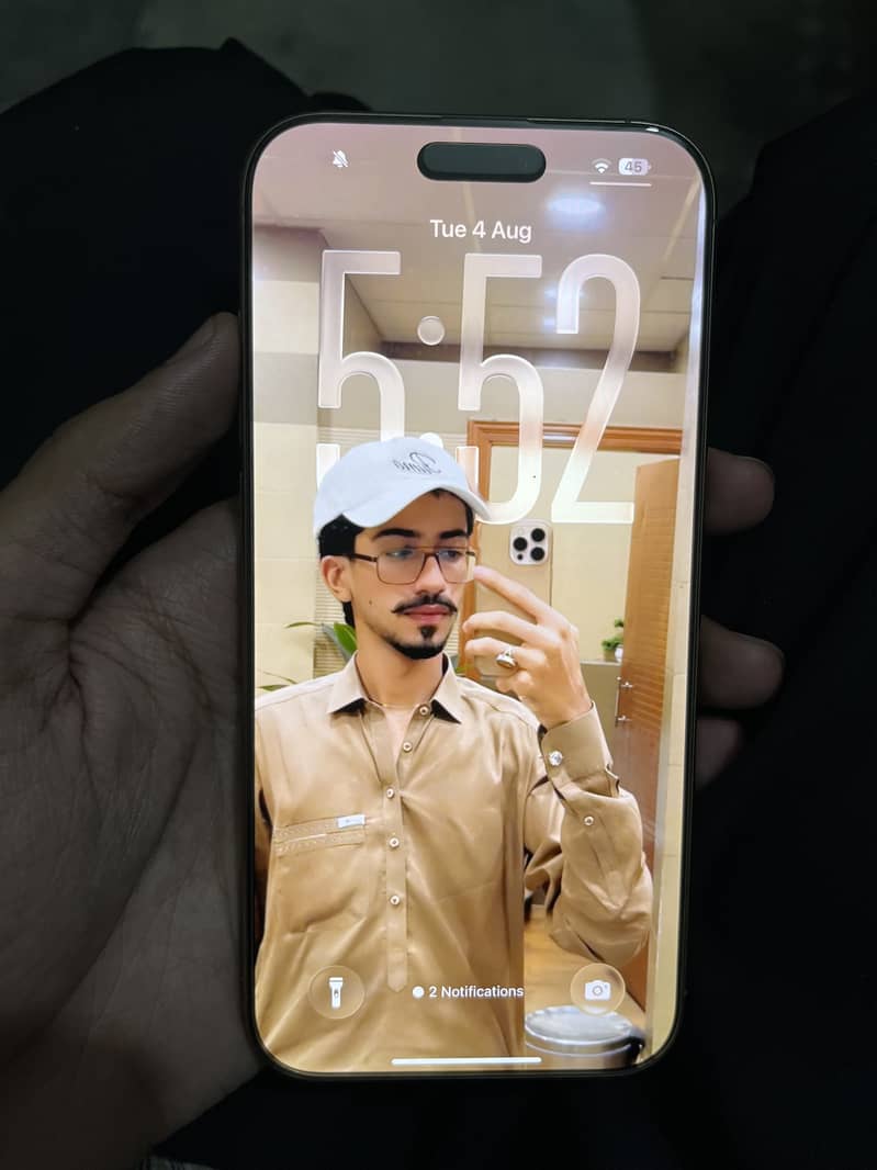 Apple iPhone 16 Pro Max 5