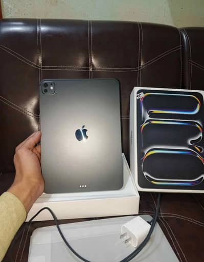 iPad pro m5 for sell. 0313 4935014