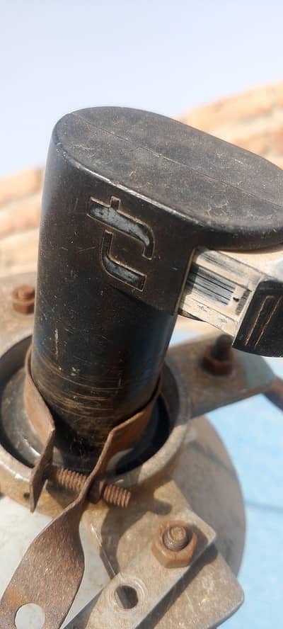 Black ultra original LNB for sell. . .