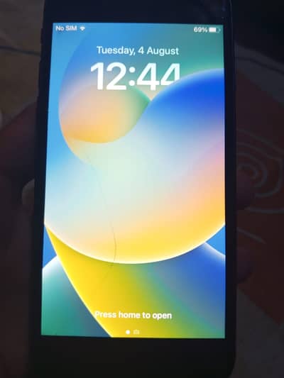 Apple iPhone 8 and oppo f17
