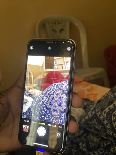 iPhone XS 64 gb official pta  battery ch