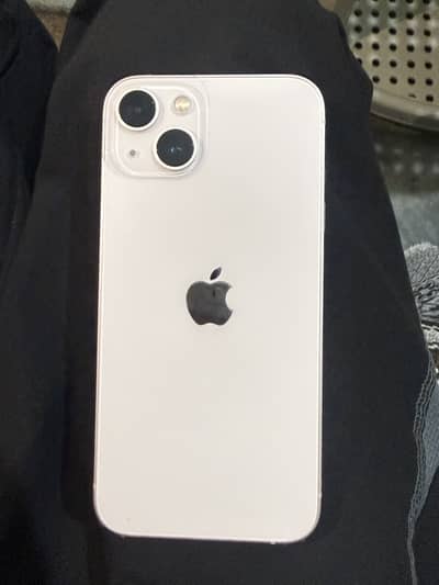 Apple iPhone 13