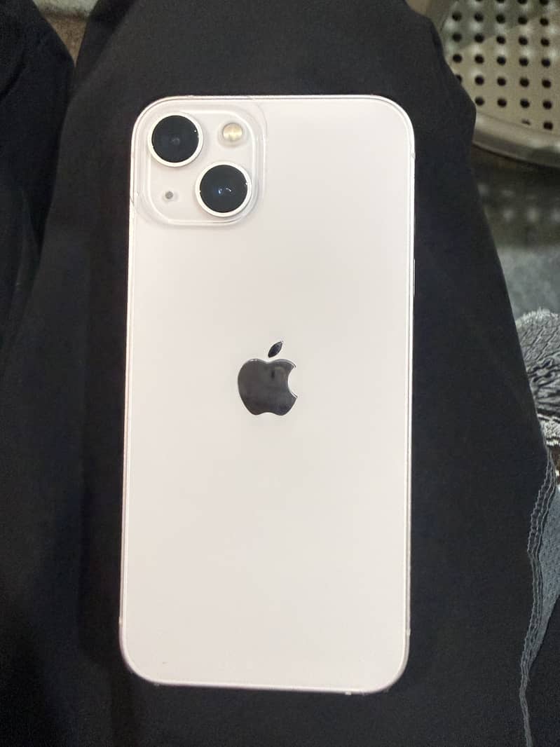 Apple iPhone 13 0