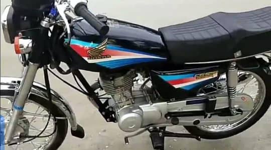 Honda 125cc bike urgent for sale 03299349453