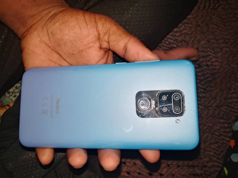 Xiaomi Redmi Note 9 3