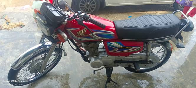 Honda CG 125 2022 – First Owner | Low Mileage | Urgent Sale