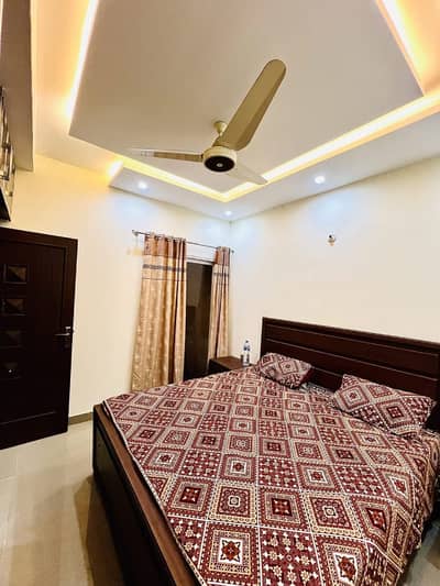 Daily Weekly Monthly Basis One Bedroom Apartment Available In Gujranwala