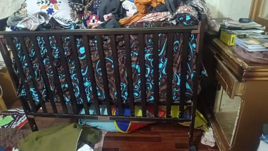 Baby cot for sell