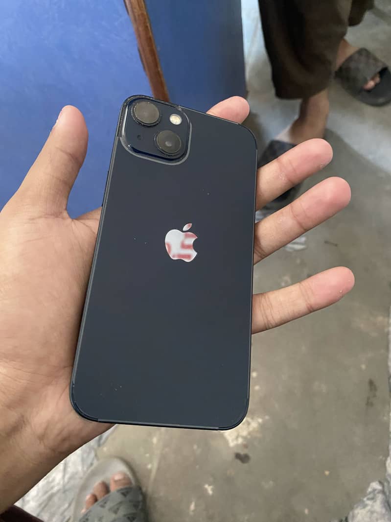 Apple iPhone 13 1