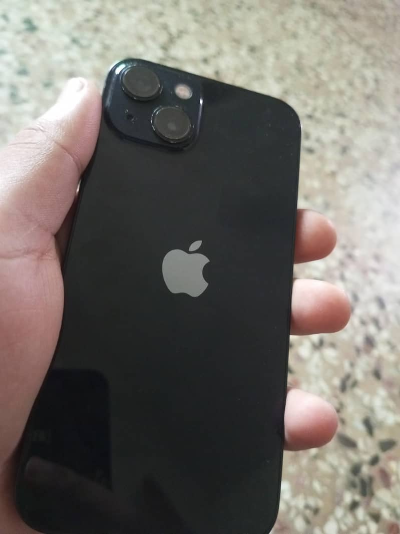 Apple iPhone 13 0