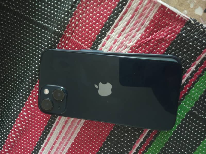 Apple iPhone 13 3
