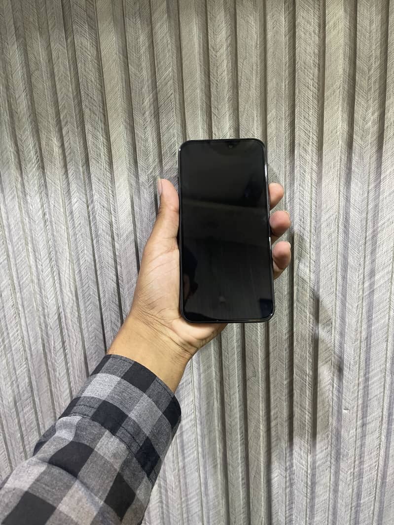 Apple iPhone 15 Pro Max 3