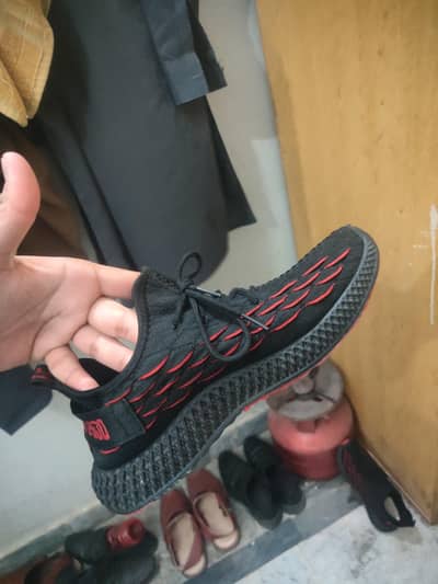 Good quality thrfted shoes