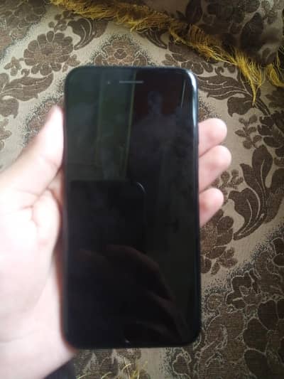Apple iPhone SE