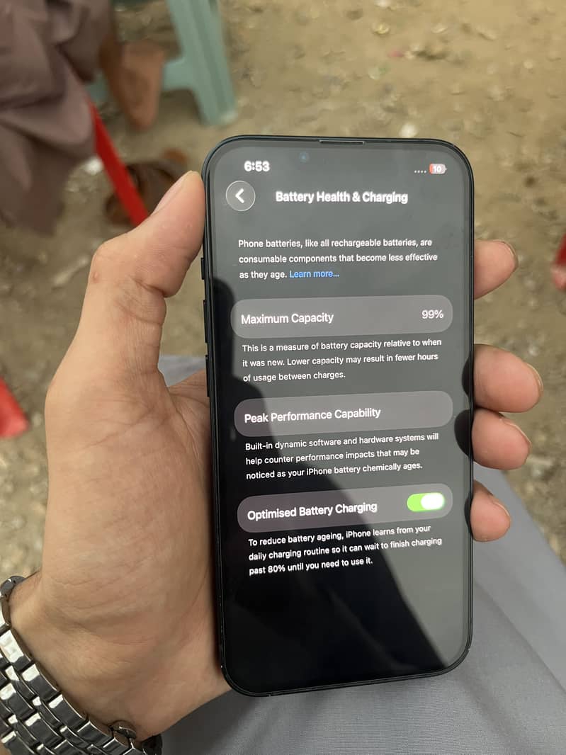 Apple iPhone 13 5