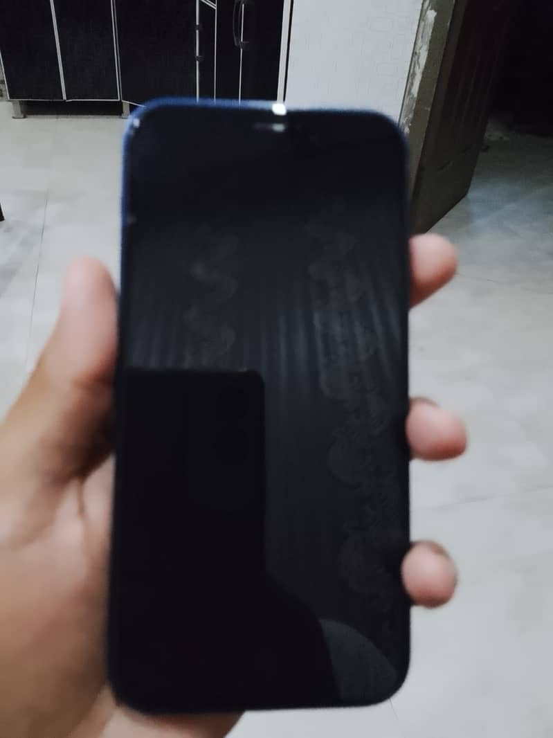 Apple iPhone 12 2