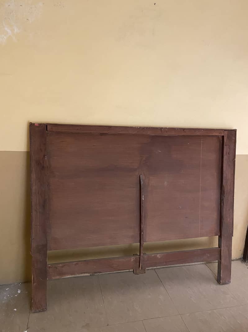 Bed set with dressing table and side tables 2