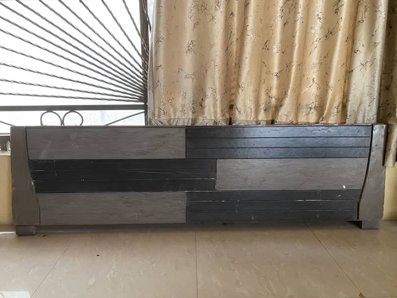 Bed set with dressing table and side tables 1