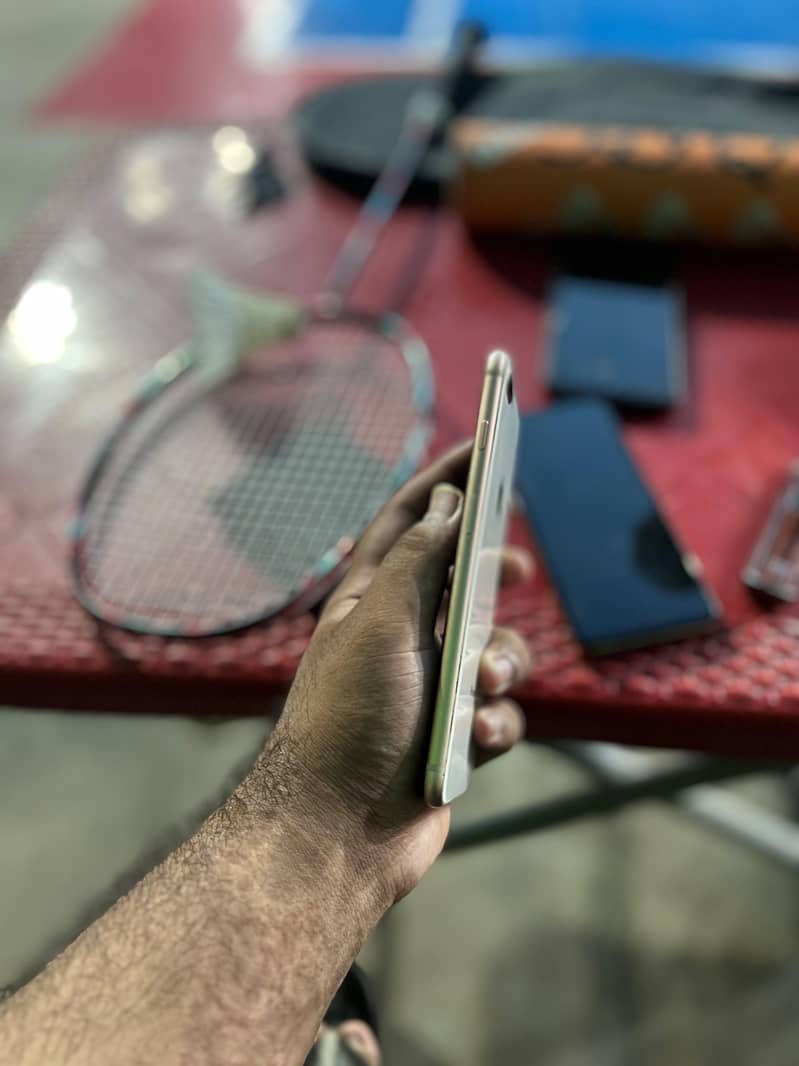 Apple iPhone 8 Plus 1