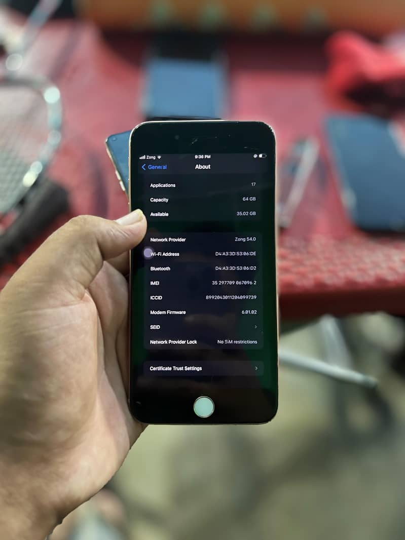 Apple iPhone 8 Plus 8