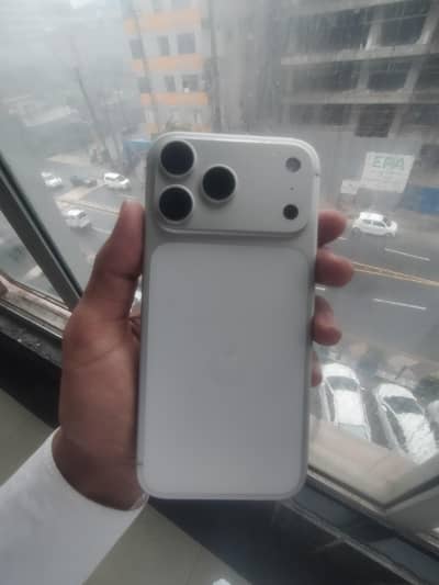 Apple iPhone 17 Pro factory unlocked LLA