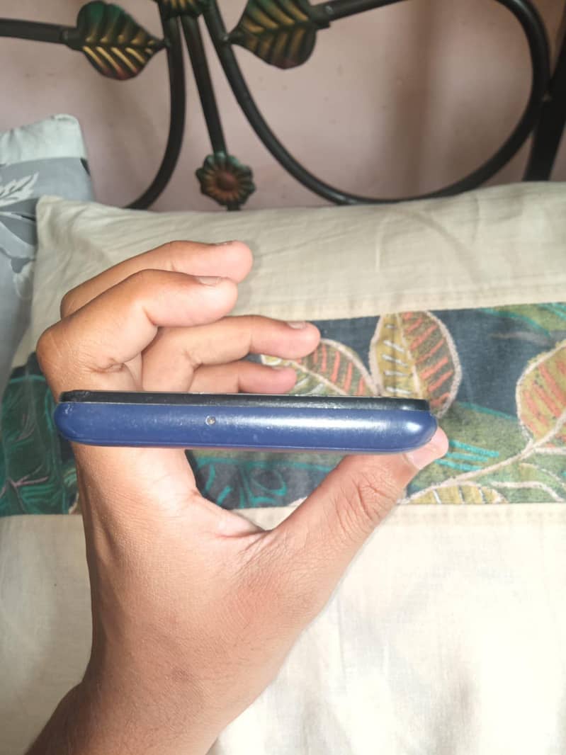 Itel A17 4