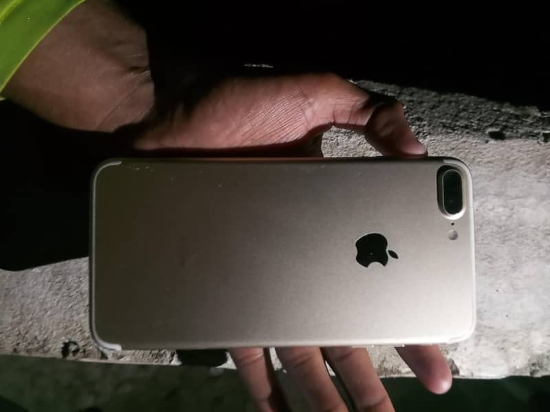 Apple iPhone 7 plus 7