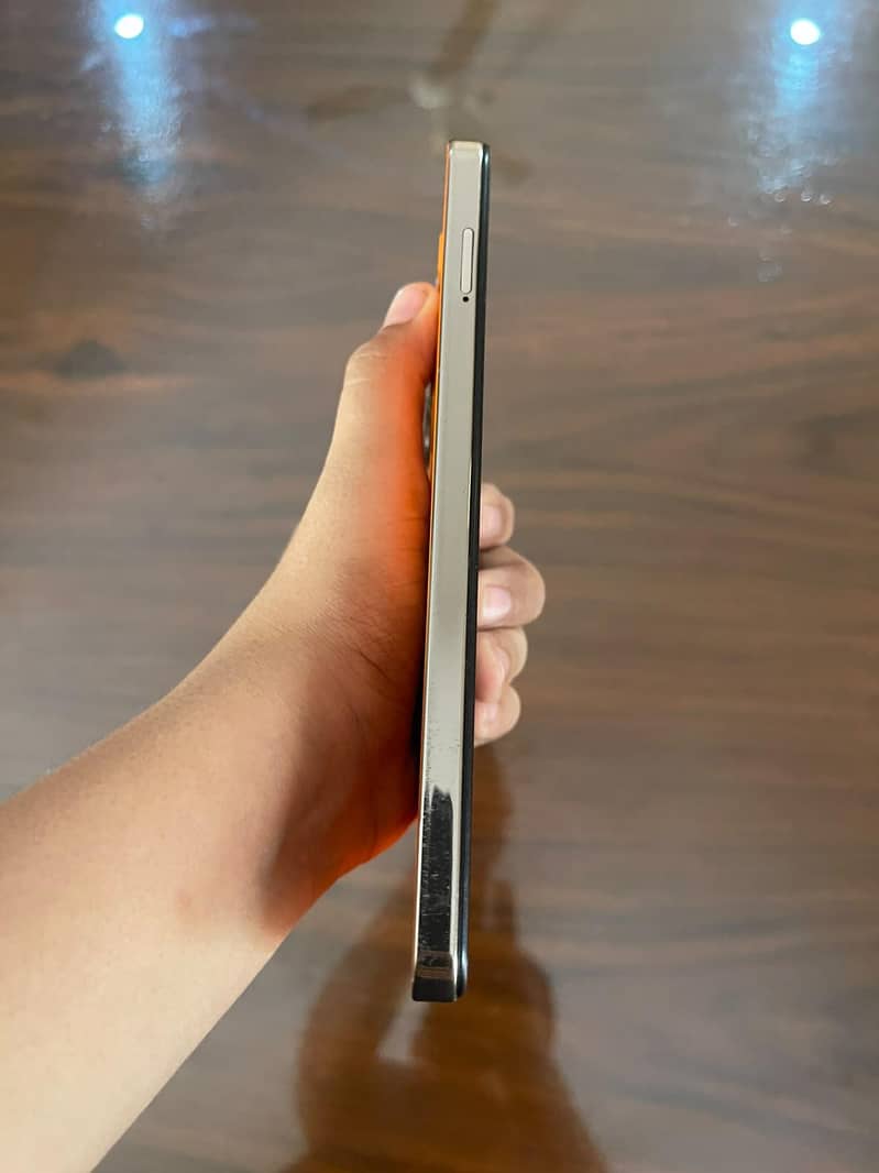 Infinix Note 30 8