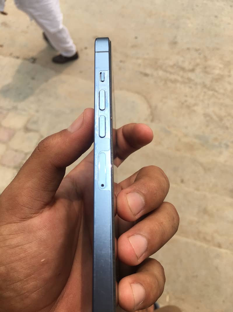 Apple iPhone 13 Pro Max 8