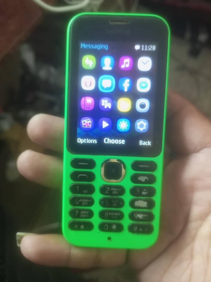 Nokia 215 4