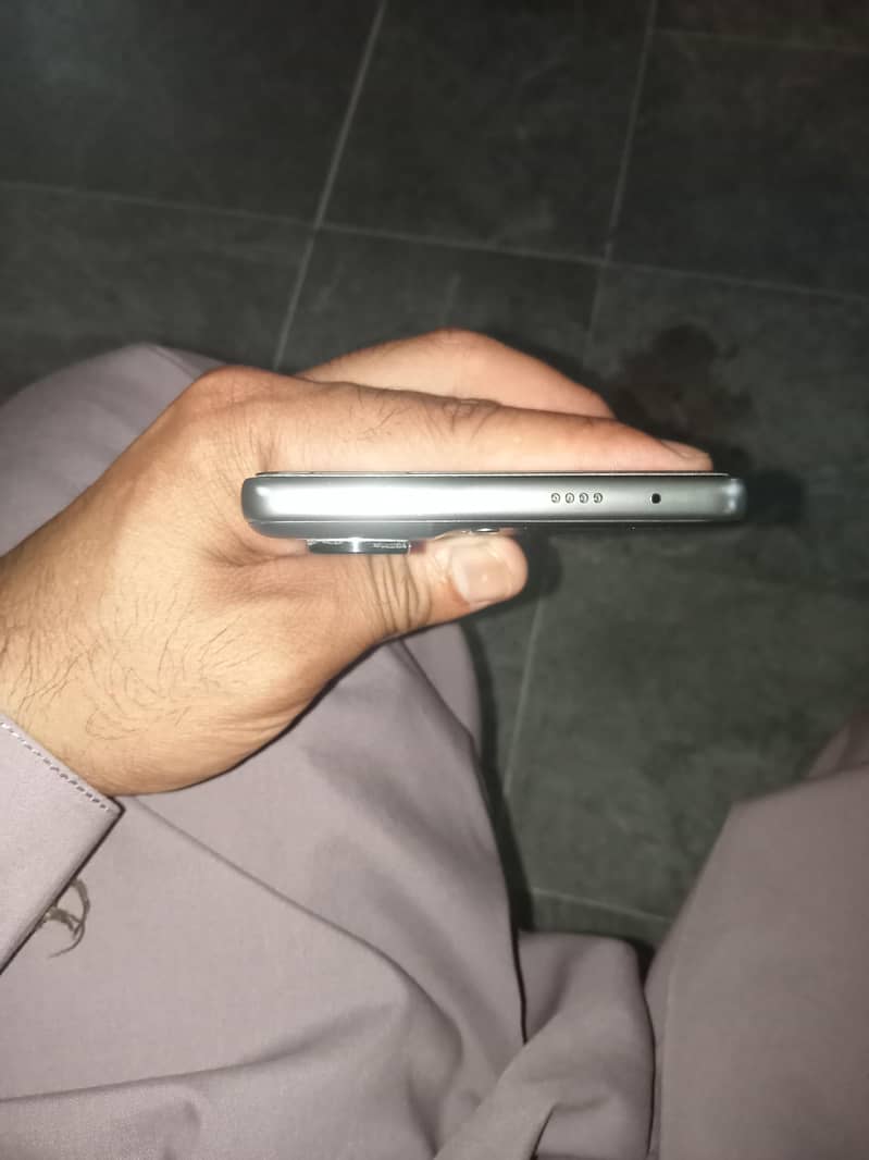 Tecno CAMON 40 4