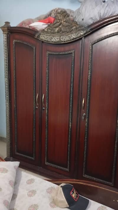 bed set , Almari, Dressing, showcase