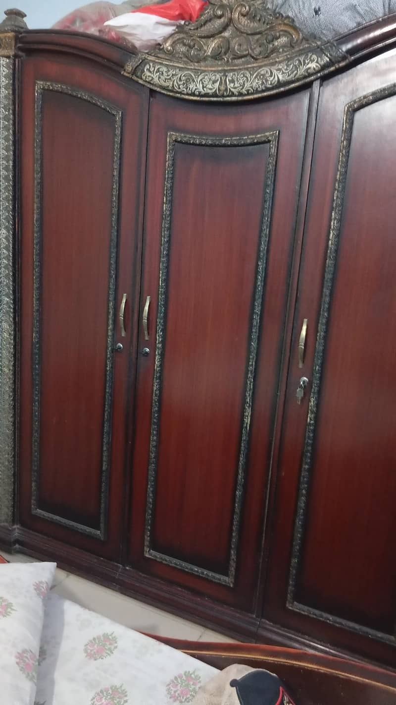 bed set , Almari, Dressing, showcase 2