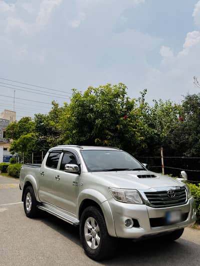 Toyota Hilux 2013