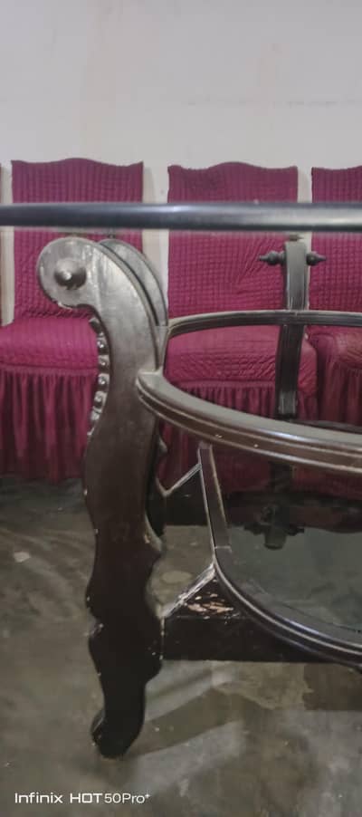 Dinning table with 6 chairs