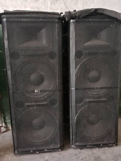 speakers