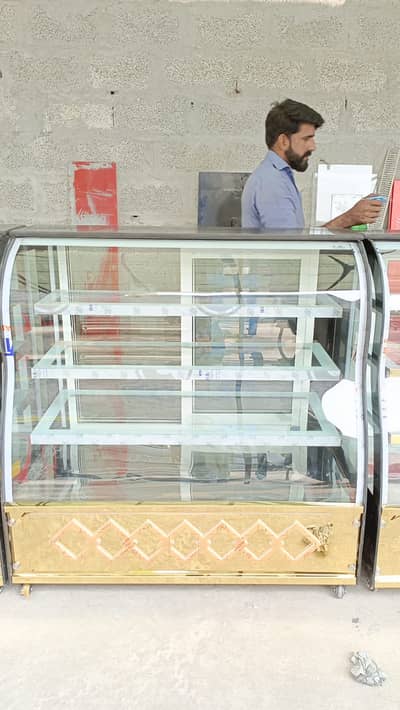 Bakery Display / Counter Chiller / Salad Bar / Bakery counter