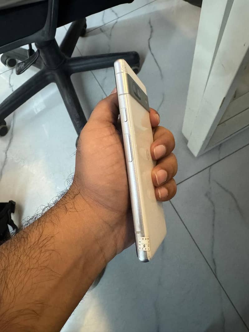 Google Pixel 7a 1
