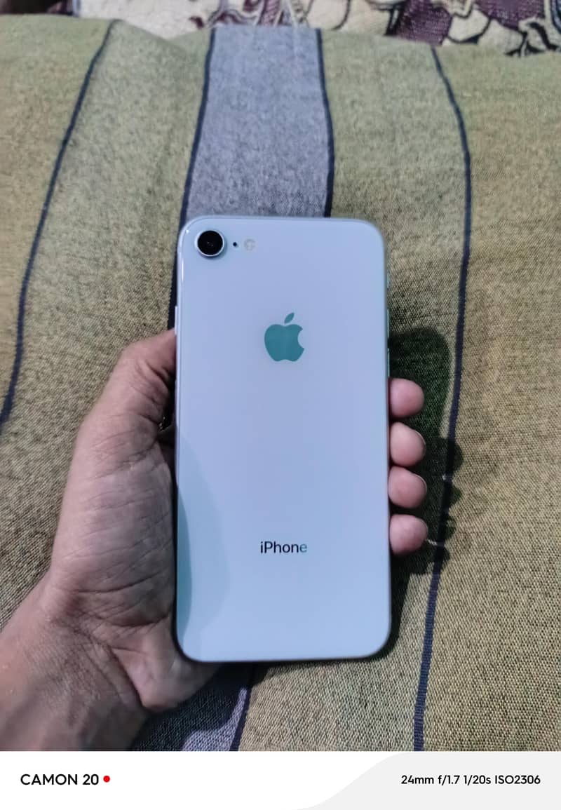Apple iPhone 8 2