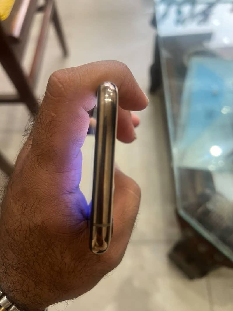 iPhone 11 pro 3